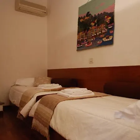Del Prione Konukevi La Spezia